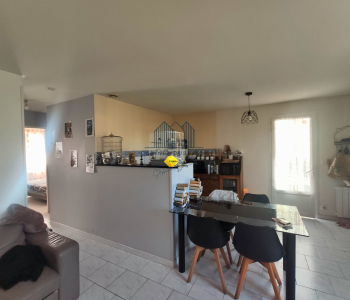 CANTENAC - maison 2 chambres avec jardin - louée