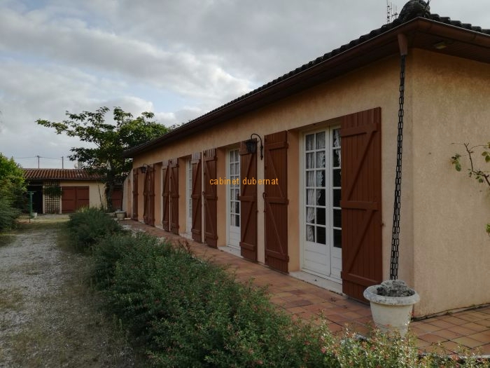PAREMPUYRE maison à rafraichir de 100 m²